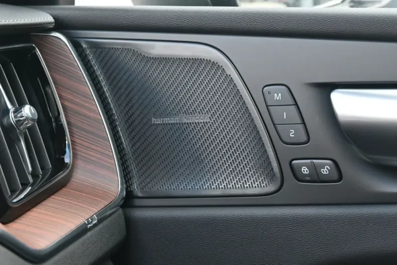 Volvo XC60 din 2024 cu 21.000 km - oferta VOL107152 - foto 29