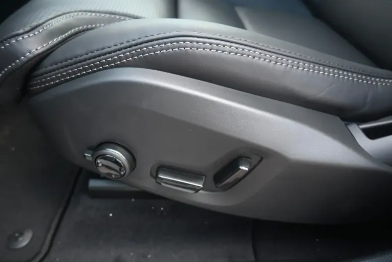 Volvo XC60 din 2024 cu 21.000 km - oferta VOL107152 - foto 30