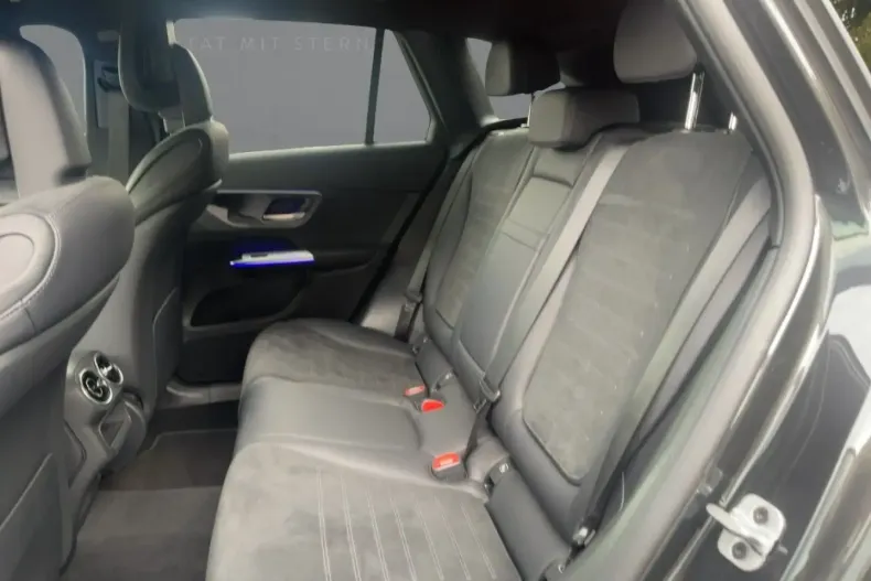 Mercedes-Benz GLC 220 din 2025 cu 3.330 km - oferta MER107157 - foto 8