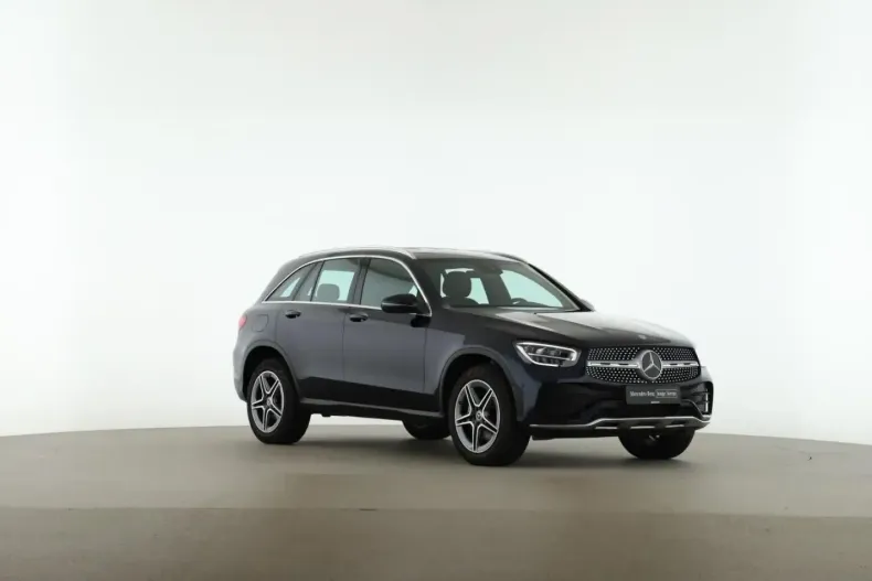 Mercedes-Benz GLC 300 din 2021 cu 62.400 km - oferta MER107167 - foto 1