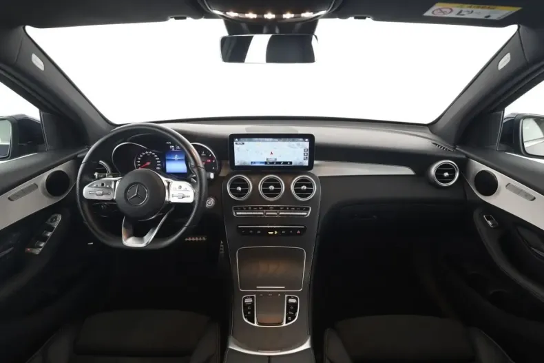 Mercedes-Benz GLC 300 din 2021 cu 62.400 km - oferta MER107167 - foto 9