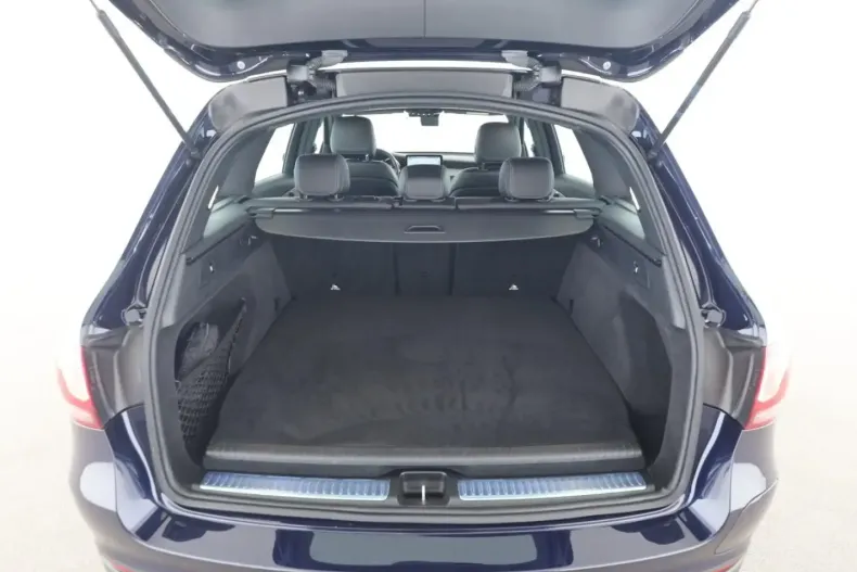 Mercedes-Benz GLC 300 din 2021 cu 62.400 km - oferta MER107167 - foto 14