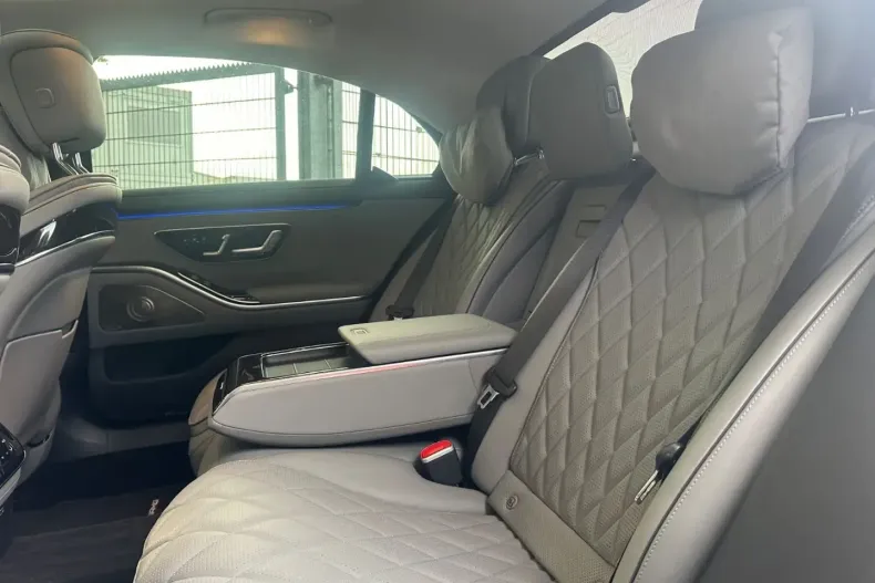 Mercedes-Benz S 580 din 2022 cu 15.832 km - oferta MER107191 - foto 24