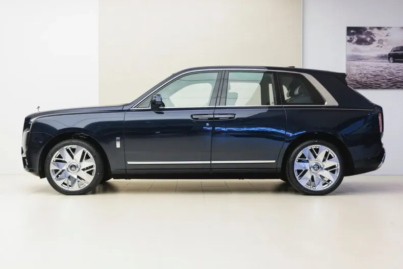 Rolls-Royce Cullinan din 2025 cu 3.994 km - oferta ROL107193 - foto 5