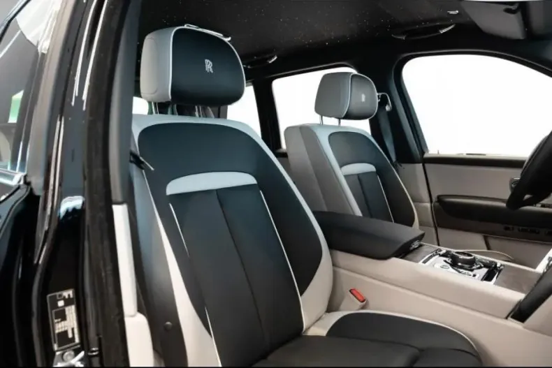 Rolls-Royce Cullinan din 2024 cu 6.000 km - oferta ROL107194 - foto 9