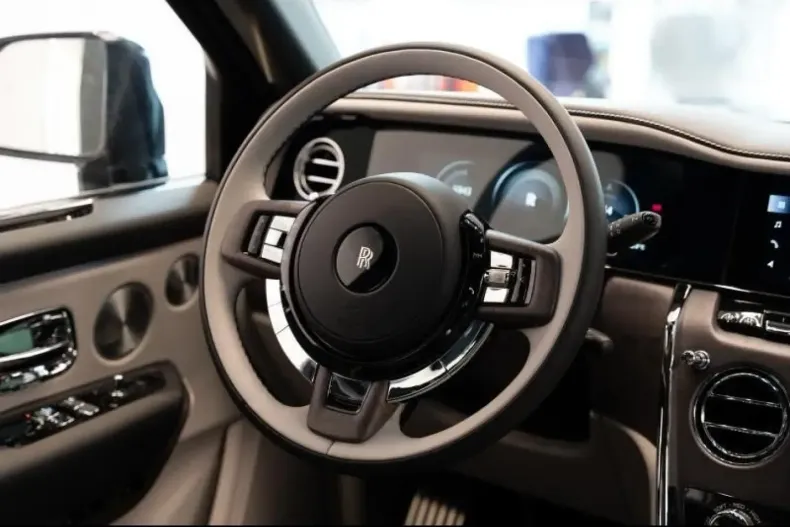 Rolls-Royce Cullinan din 2024 cu 6.000 km - oferta ROL107194 - foto 13