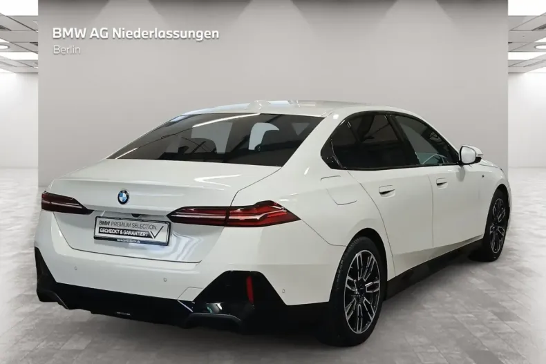 BMW 520 din 2024 cu 15.830 km - oferta BMW107200 - foto 4