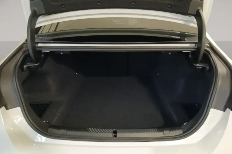 BMW 520 din 2024 cu 15.830 km - oferta BMW107200 - foto 14