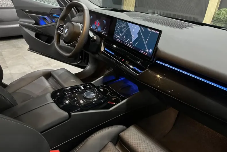 BMW 520 din 2024 cu 24.000 km - oferta BMW107201 - foto 14