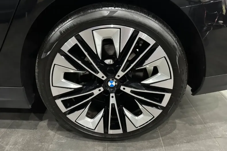 BMW 520 din 2024 cu 24.000 km - oferta BMW107201 - foto 24