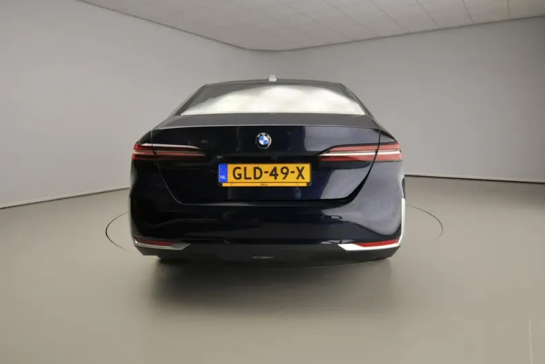 BMW 520 din 2024 cu 13.000 km - oferta BMW107202 - foto 3