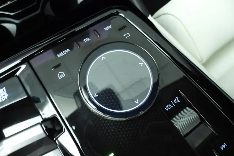 BMW 520 din 2024 cu 13.000 km - oferta BMW107202 - foto 18