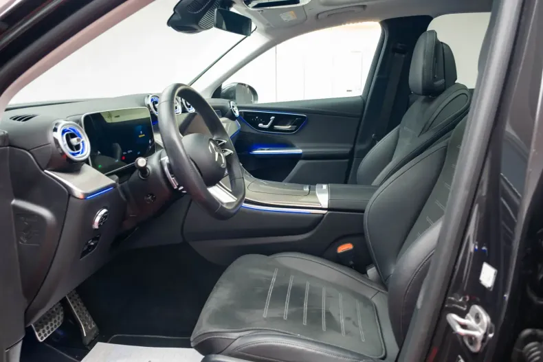 Mercedes-Benz GLC 200 din 2024 cu 12.100 km - oferta MER107204 - foto 12