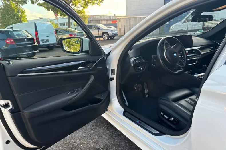 BMW 540 din 2022 cu 44.320 km - oferta BMW107214 - foto 9