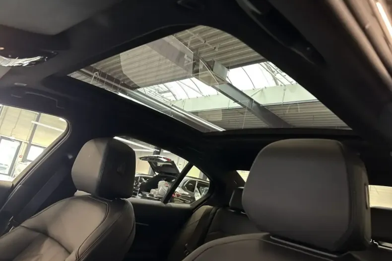 BMW 540 din 2024 cu 18.924 km - oferta BMW107222 - foto 13