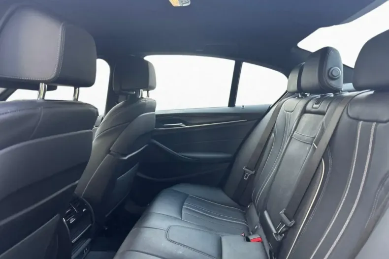 BMW 540 din 2022 cu 61.063 km - oferta BMW107224 - foto 8