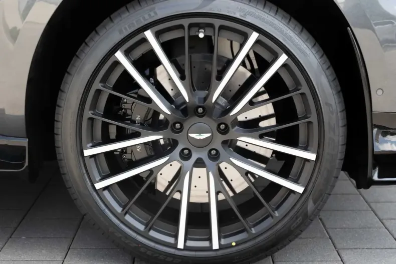 Aston Martin DBX din 2024 cu 15.150 km - oferta AST107225 - foto 11