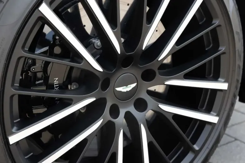 Aston Martin DBX din 2024 cu 15.150 km - oferta AST107225 - foto 12