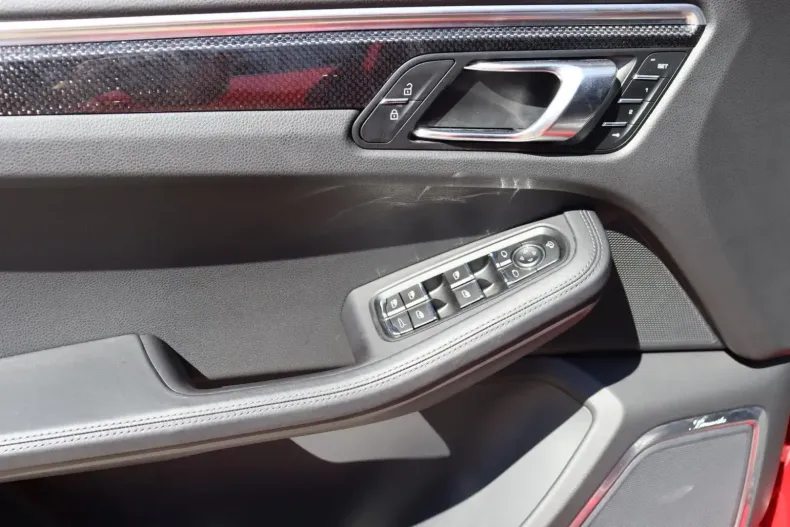 Porsche Macan din 2023 cu 54.173 km - oferta POR107230 - foto 8