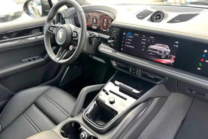 Porsche Cayenne din 2025 cu 6.900 km - oferta POR107232 - foto 6