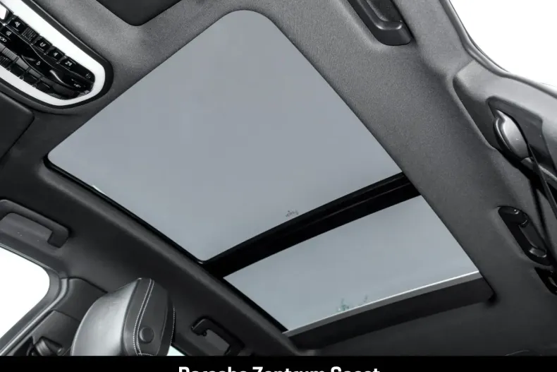 Porsche Macan din 2024 cu 18.200 km - oferta POR107243 - foto 10