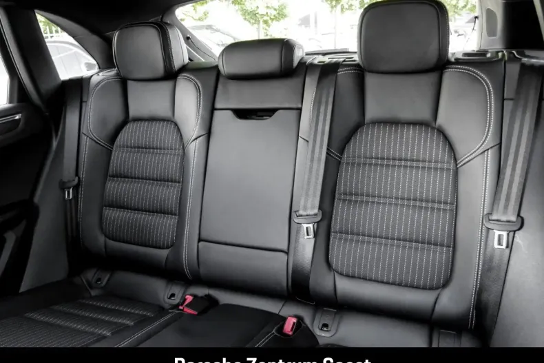 Porsche Macan din 2024 cu 18.200 km - oferta POR107243 - foto 16