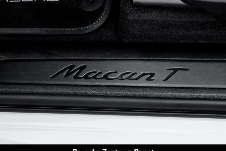 Porsche Macan din 2024 cu 18.200 km - oferta POR107243 - foto 25