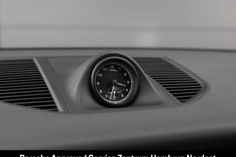 Porsche Macan din 2024 cu 20.281 km - oferta POR107244 - foto 23