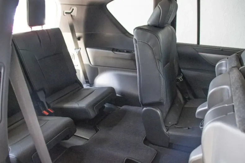 Lexus LX 600 din 2024 cu 14.800 km - oferta LEX107249 - foto 19