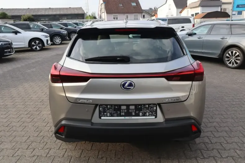 Lexus UX din 2022 cu 15.481 km - oferta LEX107251 - foto 8