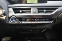 Lexus UX din 2022 cu 15.481 km - oferta LEX107251 - foto 23