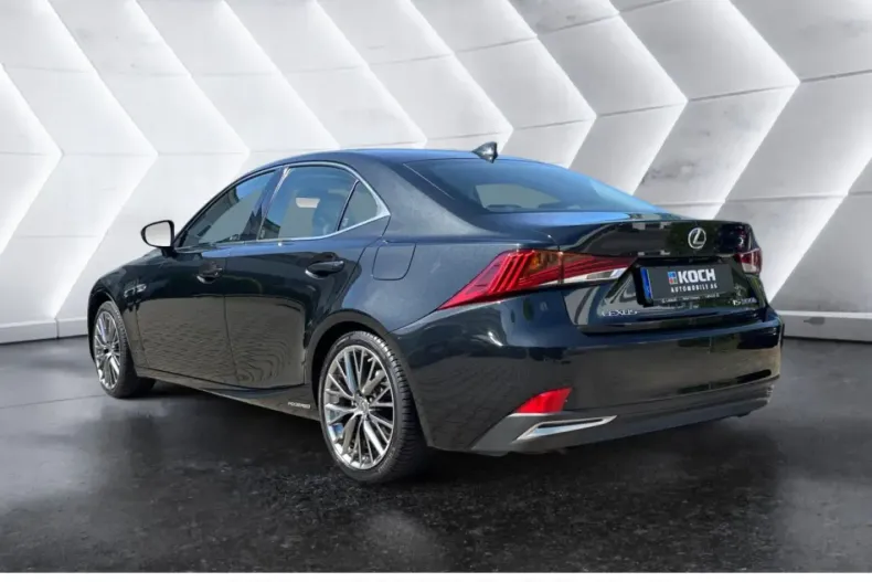 Lexus IS 300 din 2020 cu 44.500 km - oferta LEX107253 - foto 3