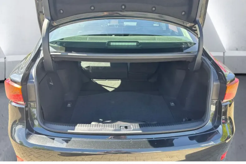 Lexus IS 300 din 2020 cu 44.500 km - oferta LEX107253 - foto 18