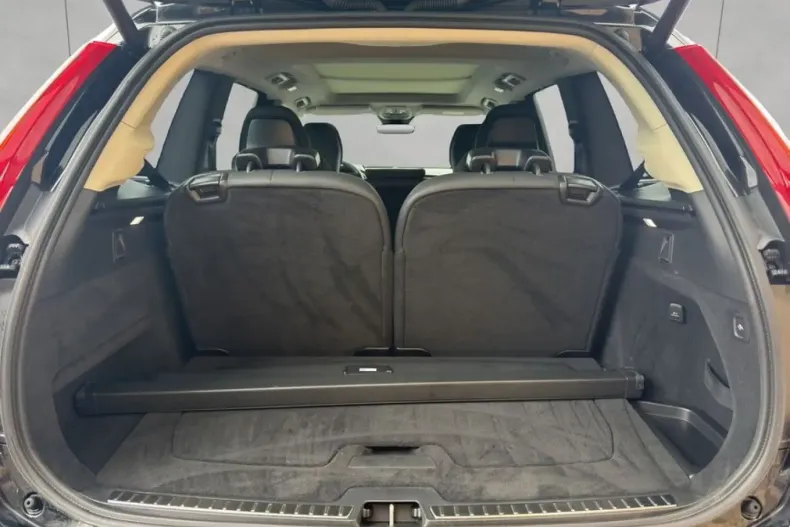 Volvo XC90 din 2024 cu 31.122 km - oferta VOL107258 - foto 5