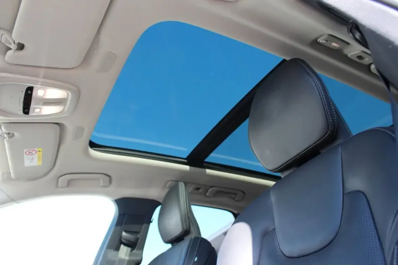 Volvo XC60 din 2024 cu 26.200 km - oferta VOL107259 - foto 29