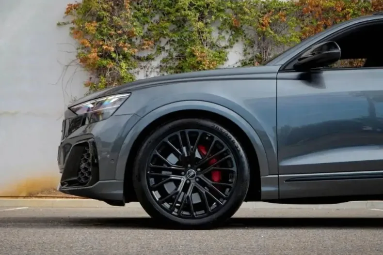 Audi Q8 din 2024 cu 22.747 km - oferta AUD107260 - foto 7