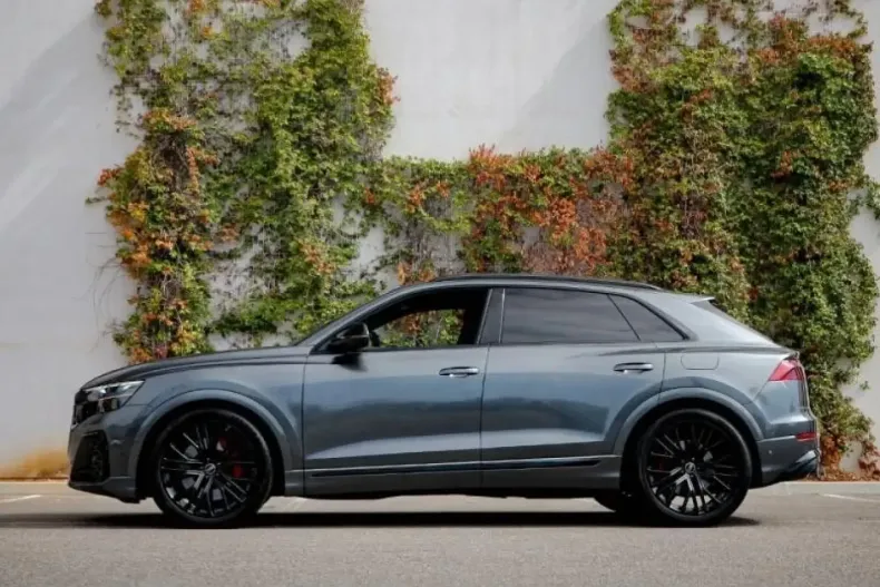 Audi Q8 din 2024 cu 22.747 km - oferta AUD107260 - foto 9