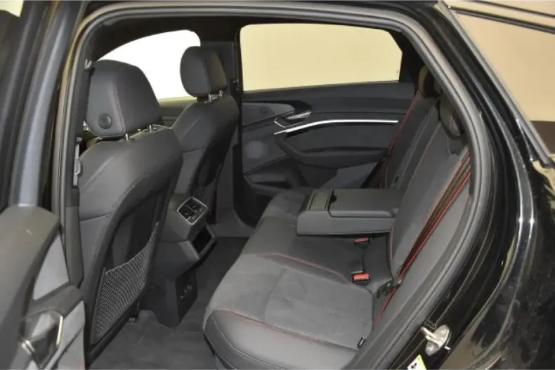 Audi Q8 din 2023 cu 48.000 km - oferta AUD107262 - foto 9