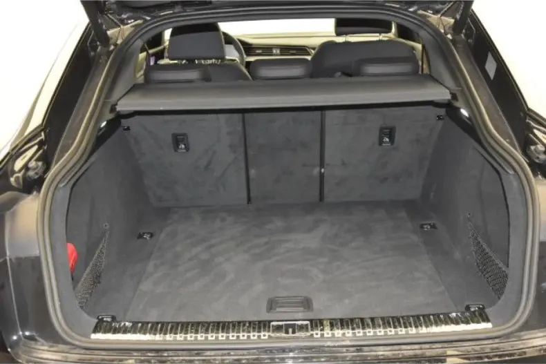 Audi Q8 din 2023 cu 48.000 km - oferta AUD107262 - foto 10