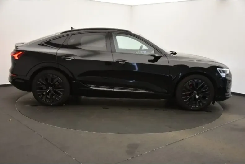 Audi Q8 din 2023 cu 48.000 km - oferta AUD107262 - foto 16