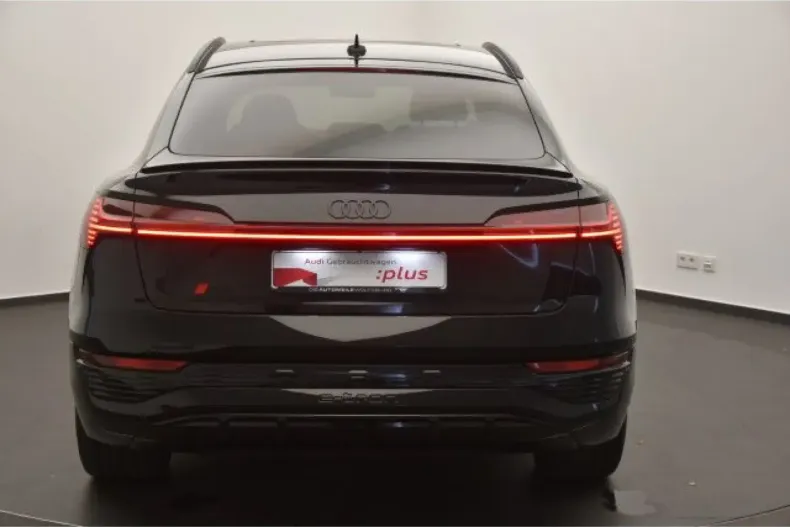 Audi Q8 din 2023 cu 48.000 km - oferta AUD107262 - foto 18