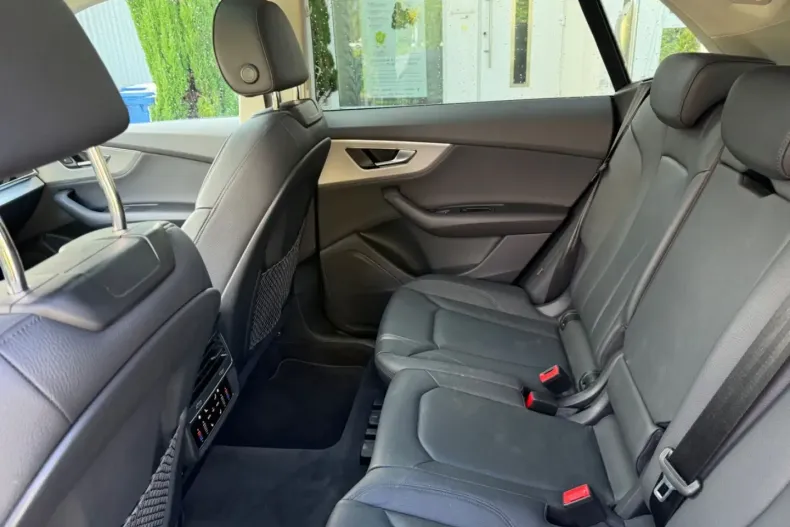 Audi Q8 din 2023 cu 39.900 km - oferta AUD107263 - foto 15