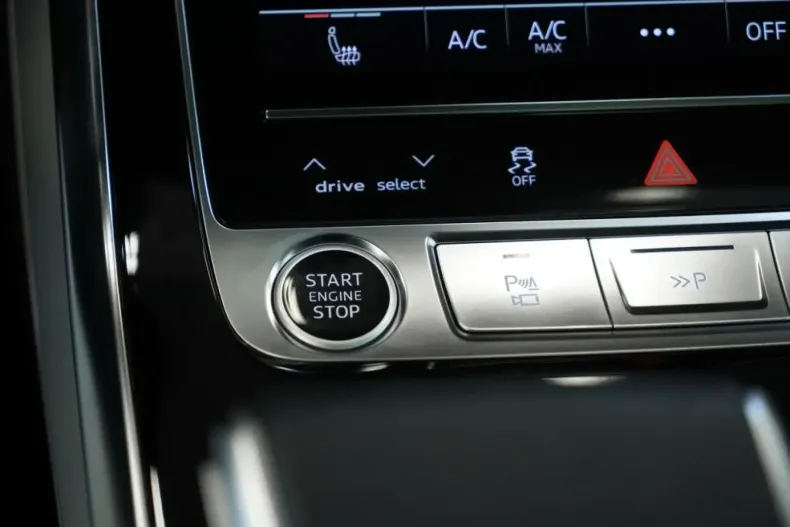 Audi Q8 din 2024 cu 38.000 km - oferta AUD107265 - foto 30