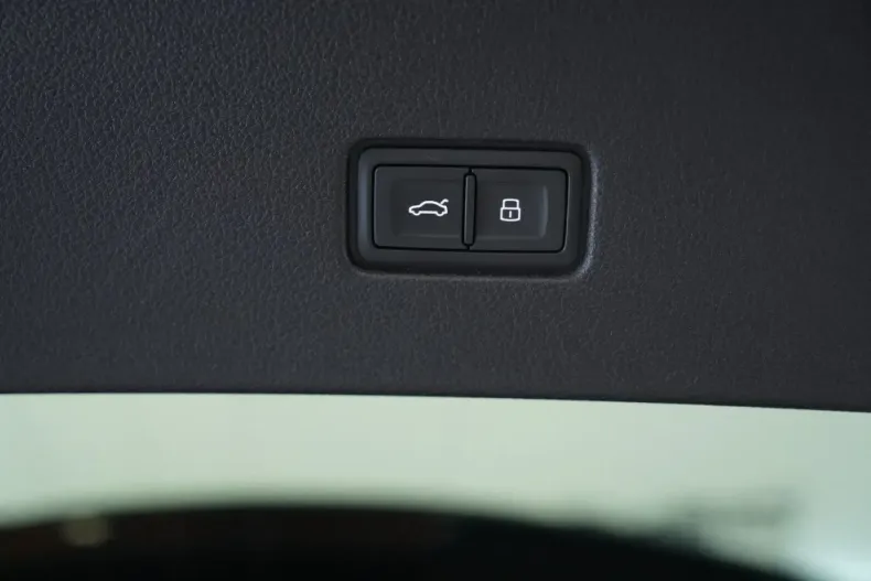 Audi Q8 din 2024 cu 38.000 km - oferta AUD107265 - foto 45