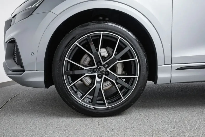 Audi Q8 din 2024 cu 41.300 km - oferta AUD107267 - foto 1