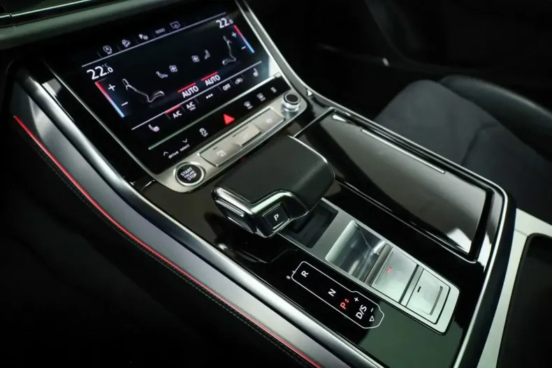 Audi Q8 din 2024 cu 41.300 km - oferta AUD107267 - foto 13