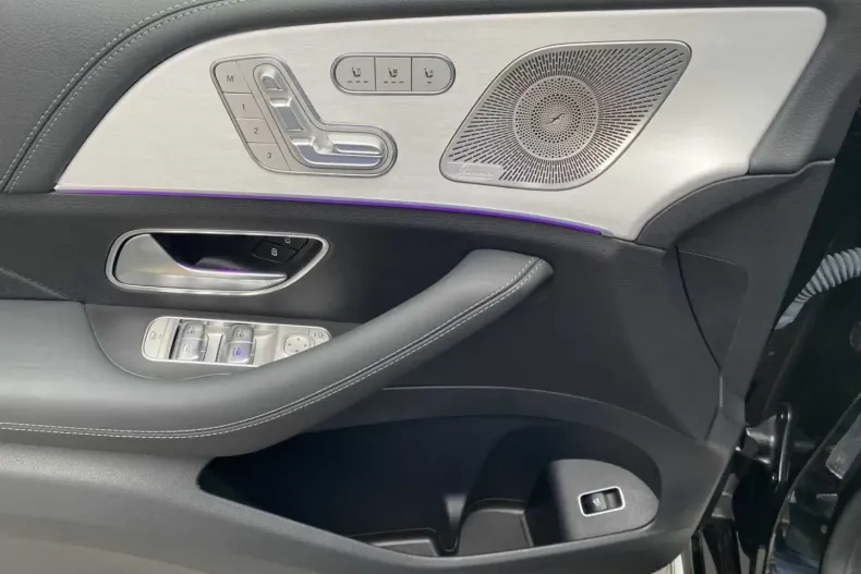 Mercedes-Benz GLE 63 AMG din 2022 cu 10.000 km - oferta MER107271 - foto 9