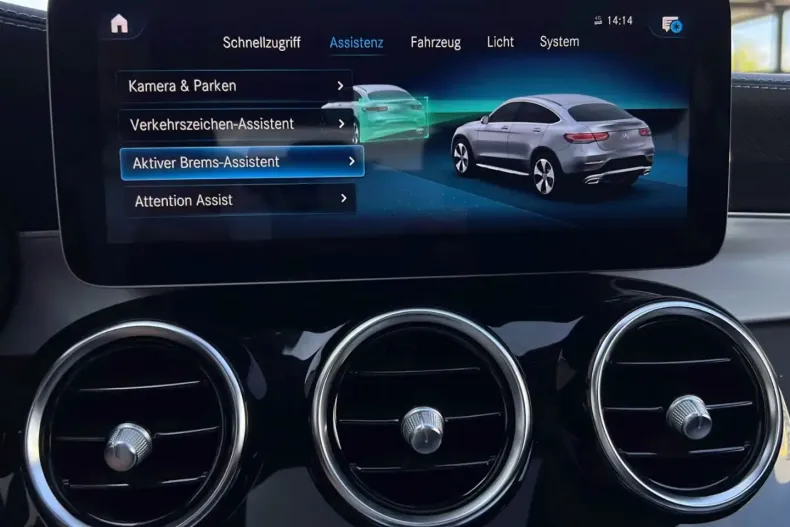 Mercedes-Benz GLC 200 din 2022 cu 63.170 km - oferta MER107272 - foto 21