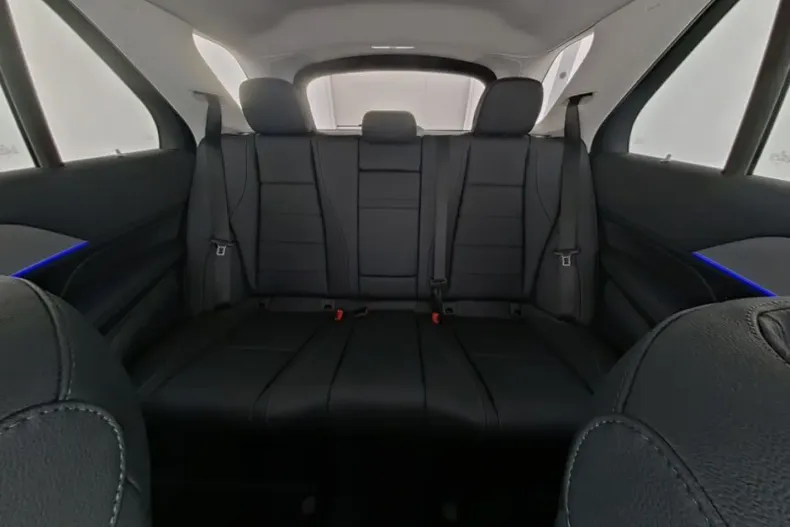 Mercedes-Benz GLE 350 din 2024 cu 13.900 km - oferta MER107274 - foto 5