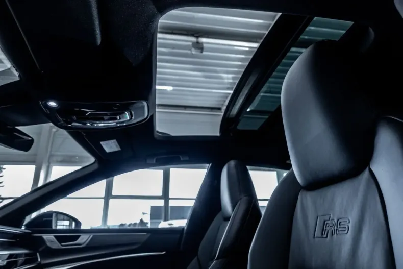 Audi RS7 din 2024 cu 1.738 km - oferta AUD107279 - foto 11